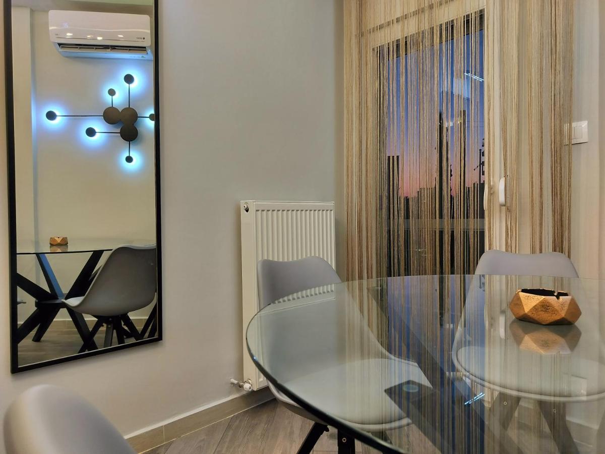 Spacetwo "Downtown Chill" By #Gimispace Lux Apt Thessaloníki Luaran gambar