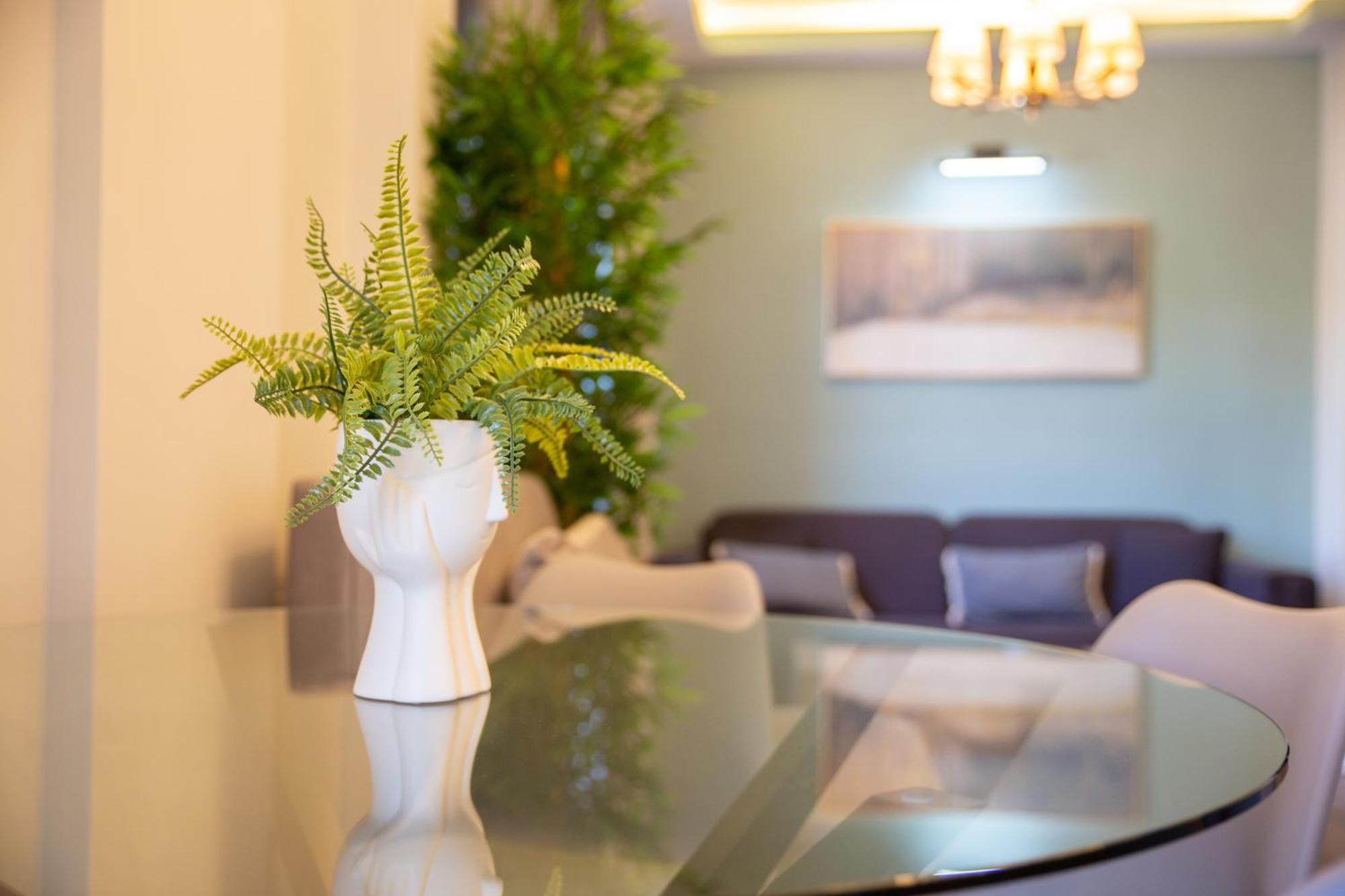 Spacetwo "Downtown Chill" By #Gimispace Lux Apt Thessaloníki Luaran gambar