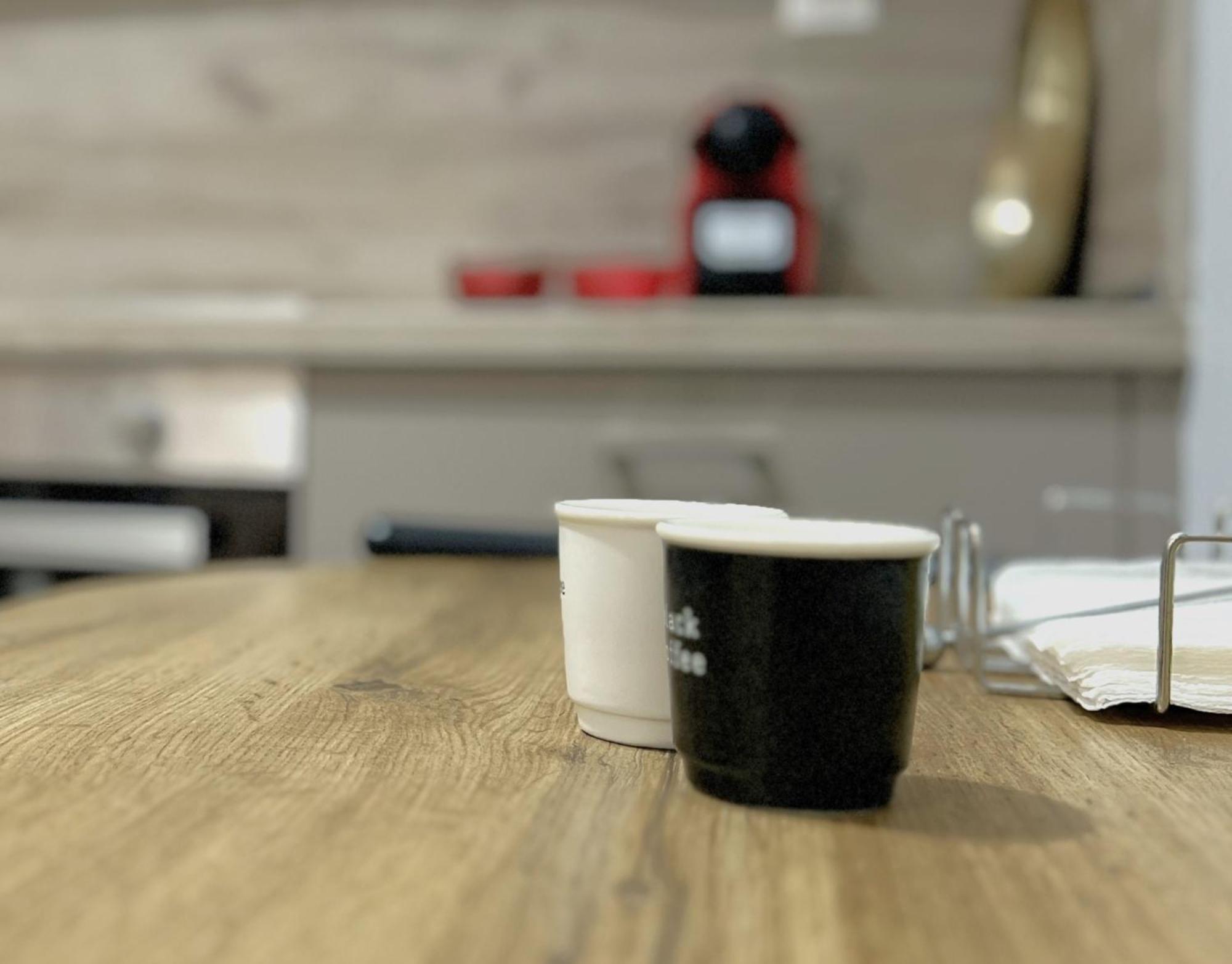 Spacetwo "Downtown Chill" By #Gimispace Lux Apt Thessaloníki Luaran gambar